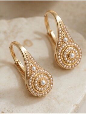 Parisian Pearl Medallion Earrings Vintage Luxury Gold Drop Earrings